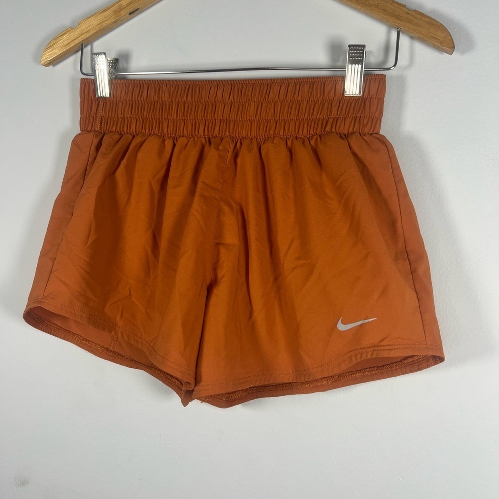 Nike One Dri-FIT Ultra High-Waisted Brief-Lined Shorts Small - Picture 3 of 6